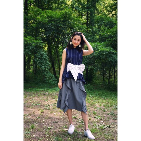 GRAY RUFFLED HIGH-WAIST FEMALE'S MID-LENGTH SKIRT Les êtres humains sont 