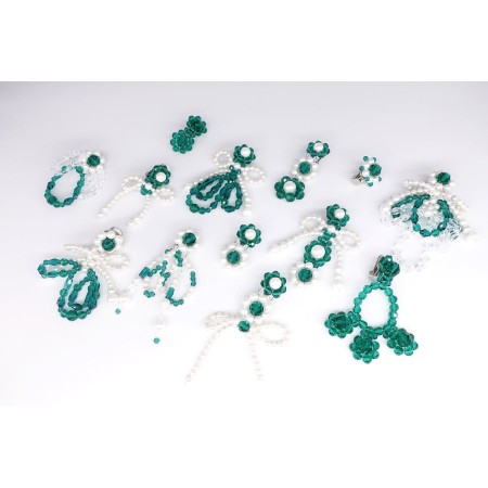 GREEN-WHITE CRYSTAL EARRINGS outlet