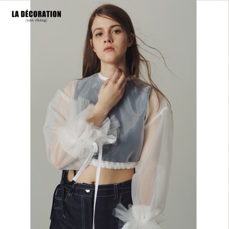 SPRING/SUMMER ORGANZA LOTUS TOP sur le site 