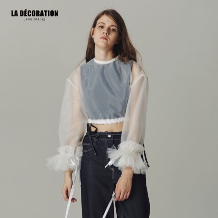 SPRING/SUMMER ORGANZA LOTUS TOP sur le site 