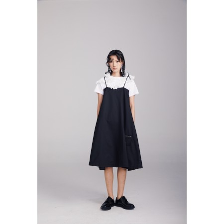 BLACK RUFFLE-TRIMMED GILLE DRESS plus qu'un jeu 