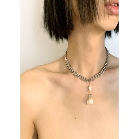 PEARL AND CHAIN NECKLACE Venez acheter