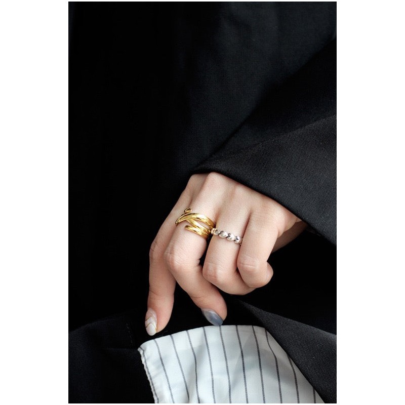 WHITE GOLD/ 18K GOLD TWIST RING Le MVP de beaucoup