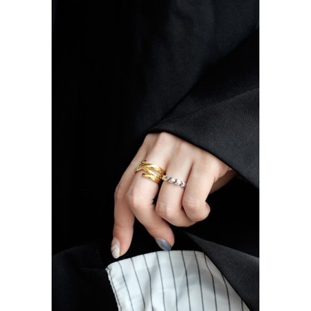 WHITE GOLD/ 18K GOLD TWIST RING Le MVP de beaucoup