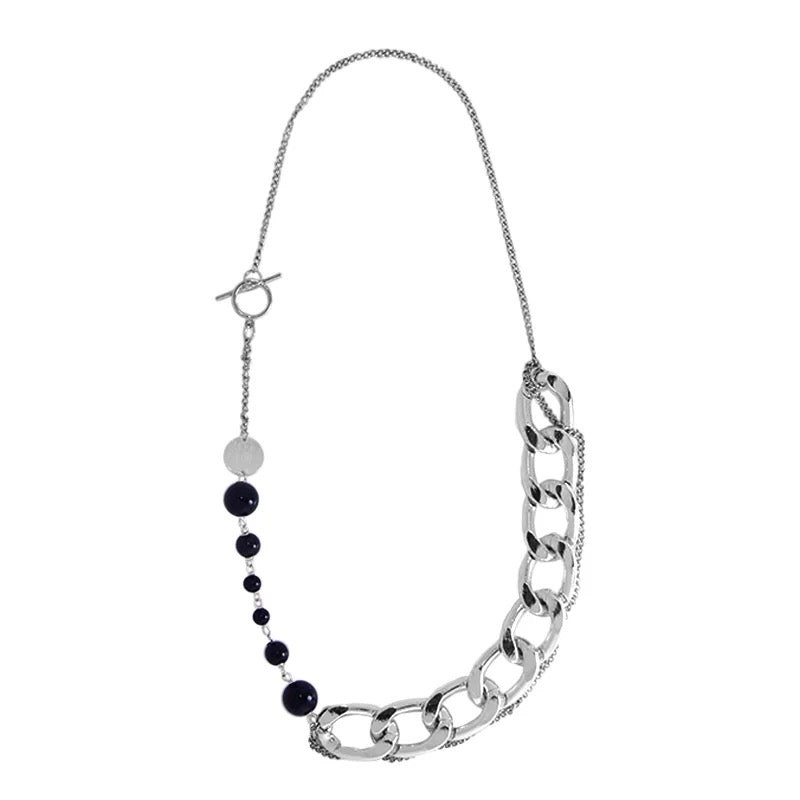 VALENTINE'S DAY CHAIN NECKLACE WITH BLACK PEARL offre 