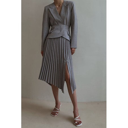 WOMEN'S SUIT THREE PIECE SET  WOMEN'S SUIT + PLEATED SKIRT + BELT chez Cornerstreet bien 