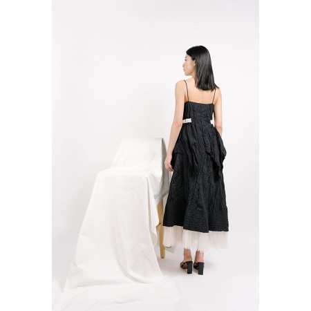 PLEATED FABRIC SET ( SLEEVELESS TOP & SKIRT) les ctes