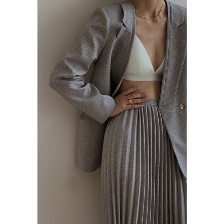 WOMEN'S SUIT THREE PIECE SET  WOMEN'S SUIT + PLEATED SKIRT + BELT chez Cornerstreet bien 