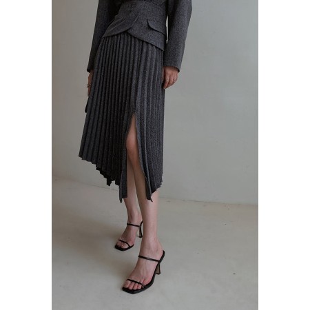 WOMEN'S SUIT THREE PIECE SET  WOMEN'S SUIT + PLEATED SKIRT + BELT chez Cornerstreet bien 