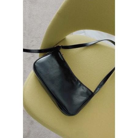 BLACK SHOULDER BAG les ctes