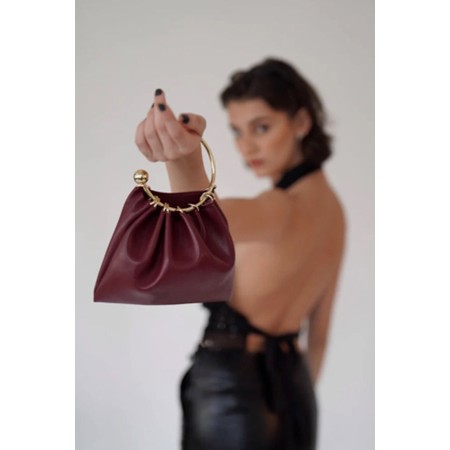 BURGUNDY RING HANDLE BAG la chaussure