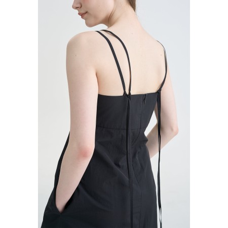 HEART STRAP MIDI DRESS_BLACK Comparez plus de prix