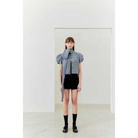 FRILL TIE BLOUSE_GINGHAMCHECK rembourrage situé sous