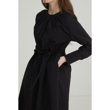 SHIRRING SHIRT DRESS_BLACK Venez découvrir notre 