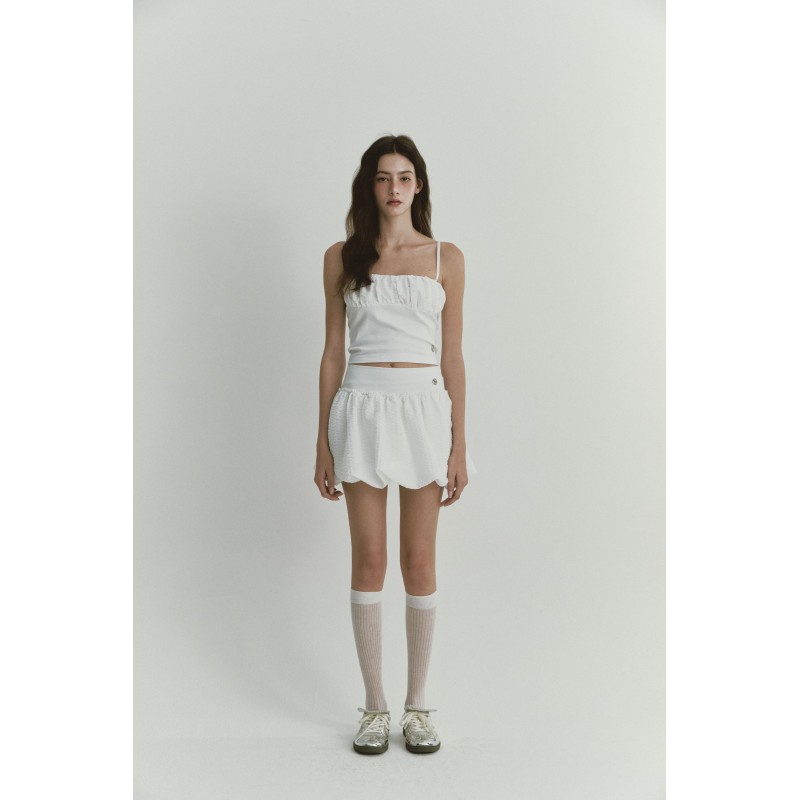 CLOUD SLEEVELESS TOP_WHITE d'Europe débarque