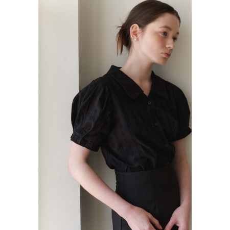 LACE PUFF SHIRT_BLACK de l' environnement