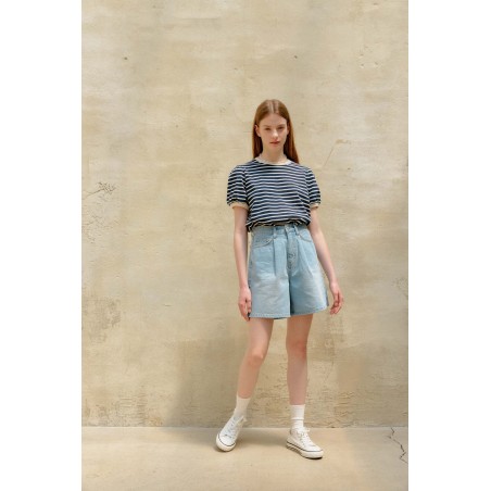 STRIPE SHIRRING T-SHIRT_NAVY brillant des détails fins