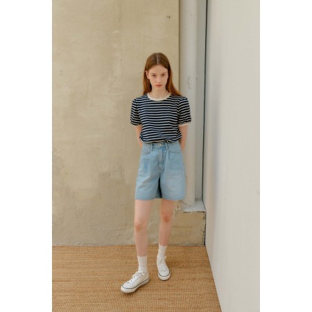 STRIPE SHIRRING T-SHIRT_NAVY brillant des détails fins