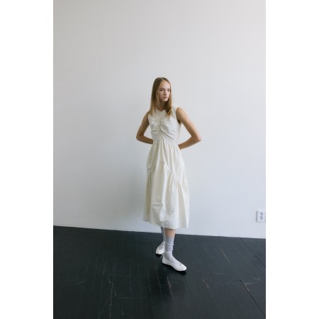 CENTER SHIRRING PUFFY DRESS _IVORY acheter