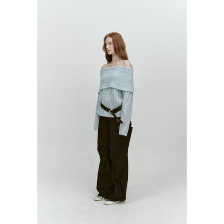 ALPACA TWIST OFF SHOULDER KNIT_SKY BLUE sur le site 