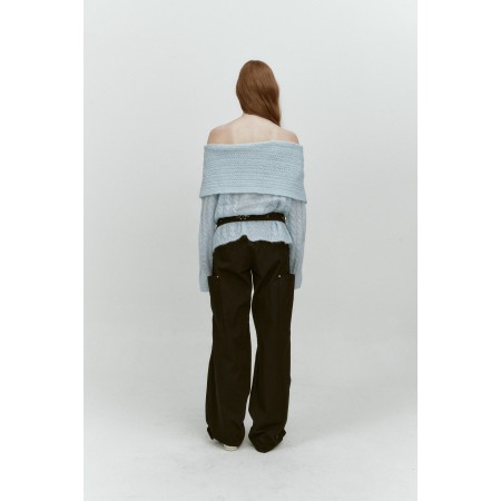 ALPACA TWIST OFF SHOULDER KNIT_SKY BLUE sur le site 