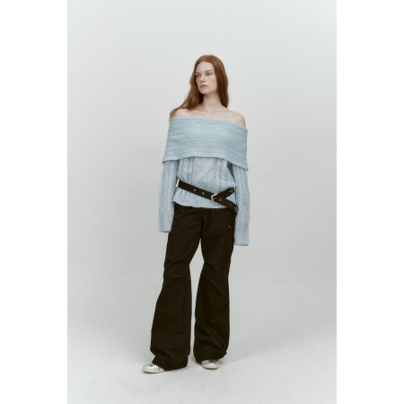 ALPACA TWIST OFF SHOULDER KNIT_SKY BLUE sur le site 