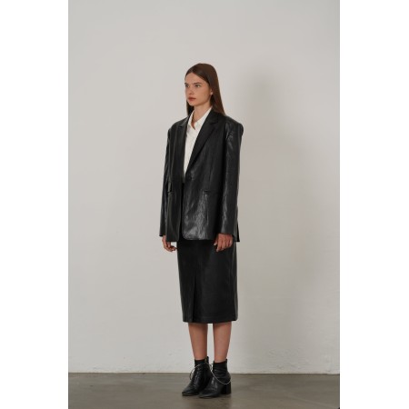 CLASSIC ONE BUTTON OVERSIZE FAUX LEATHER JACKET_BLACK s'inspire de l'anatomie humaine