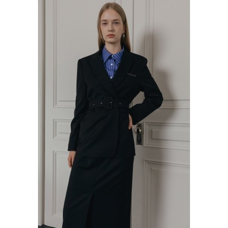 LUXE BELT BLAZER_BLACK d'Europe débarque