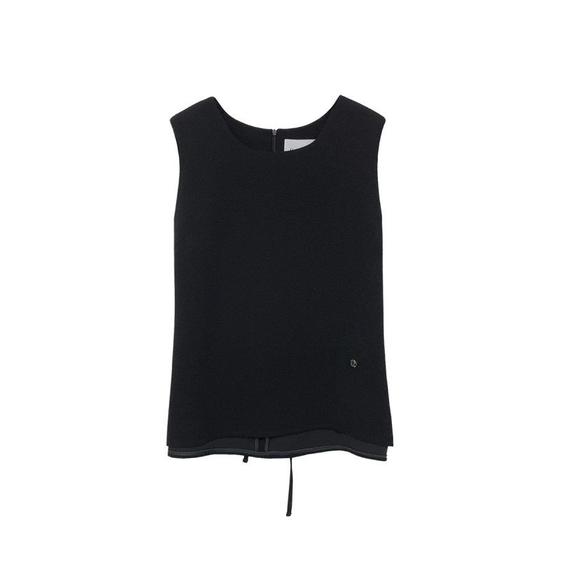 PLEATS SLEEVELESS TOP_BLACK sur le site 