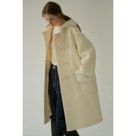 CHARLES HOODED DUFFLE COAT_IVORY de l' environnement