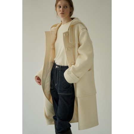 CHARLES HOODED DUFFLE COAT_IVORY de l' environnement