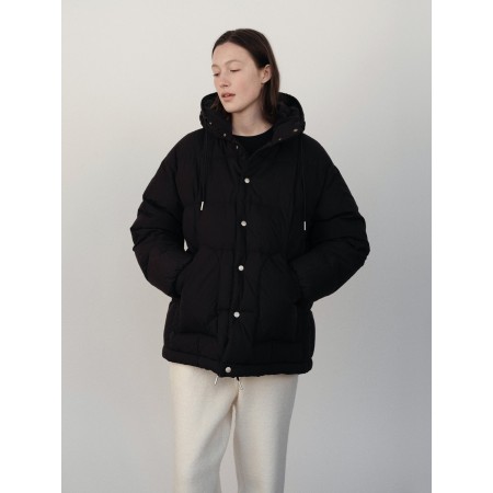 DUNNE HALF PADDED JACKET_BLACK brillant des détails fins